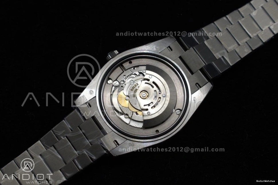 A 718 Weight 40 Dial SS GSF Gain on Black Bracelet Bright Crystal President DayDate 0123